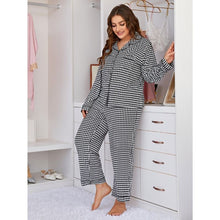 Load image into Gallery viewer, Black and White Plus Size Pajamas Set
