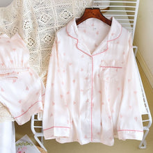 Load image into Gallery viewer, Heart Print Full Sleeve Silk Pajamas Set
