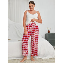 Load image into Gallery viewer, Kiss Plus Size Pajamas Set
